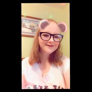 Meet your Posher, Leeanna